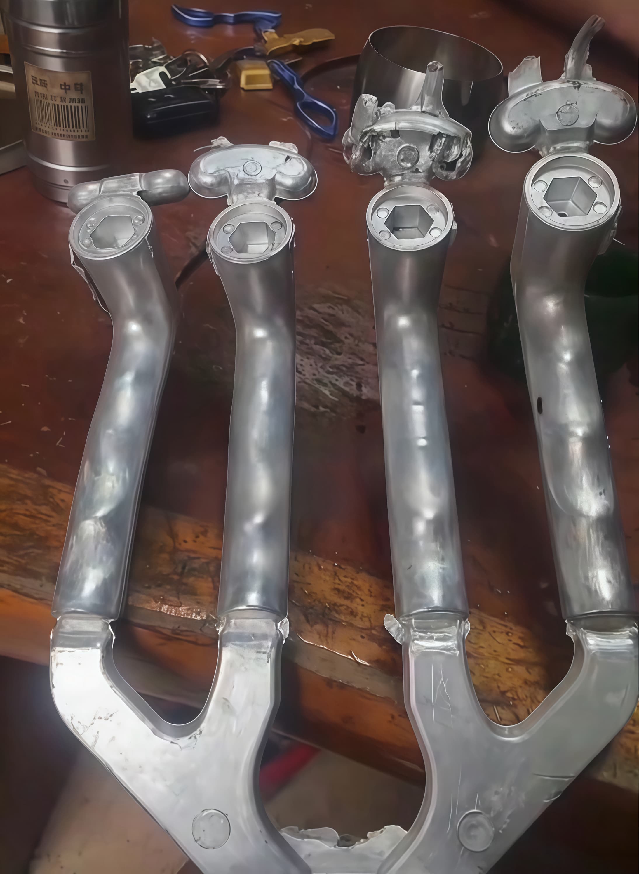 As-cast full-shot die casting blank with runner gates parts and overflows attached